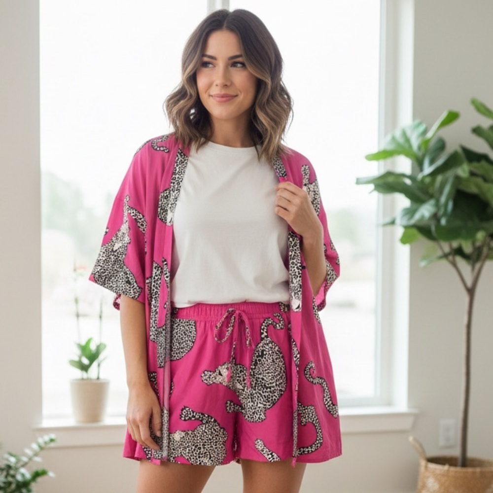 SHEIN Pink Leopard Print Kimono Set